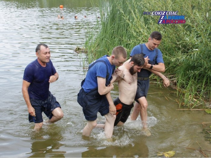 19 июля в рамках месячника безопасности на водных объектах спасатели Марийской аварийно-спасательной службы приняли участие в создании социального ролика по безопасному поведению на воде