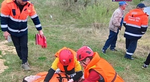 17 мая 2024 года спасатели Звениговской аварийно-спасательной группы ГБУ РМЭ "МАСС" участвовали в проведении районного этапа соревнований "Школа безопасности"
