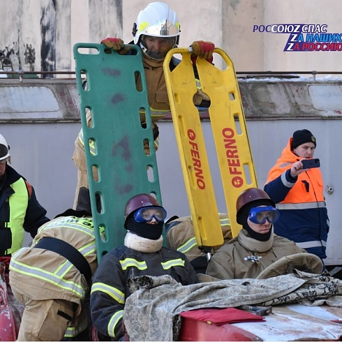 Спасатели Марийской аварийно-спасательной службы стали победителями соревнований по ликвидации последствий ДТП